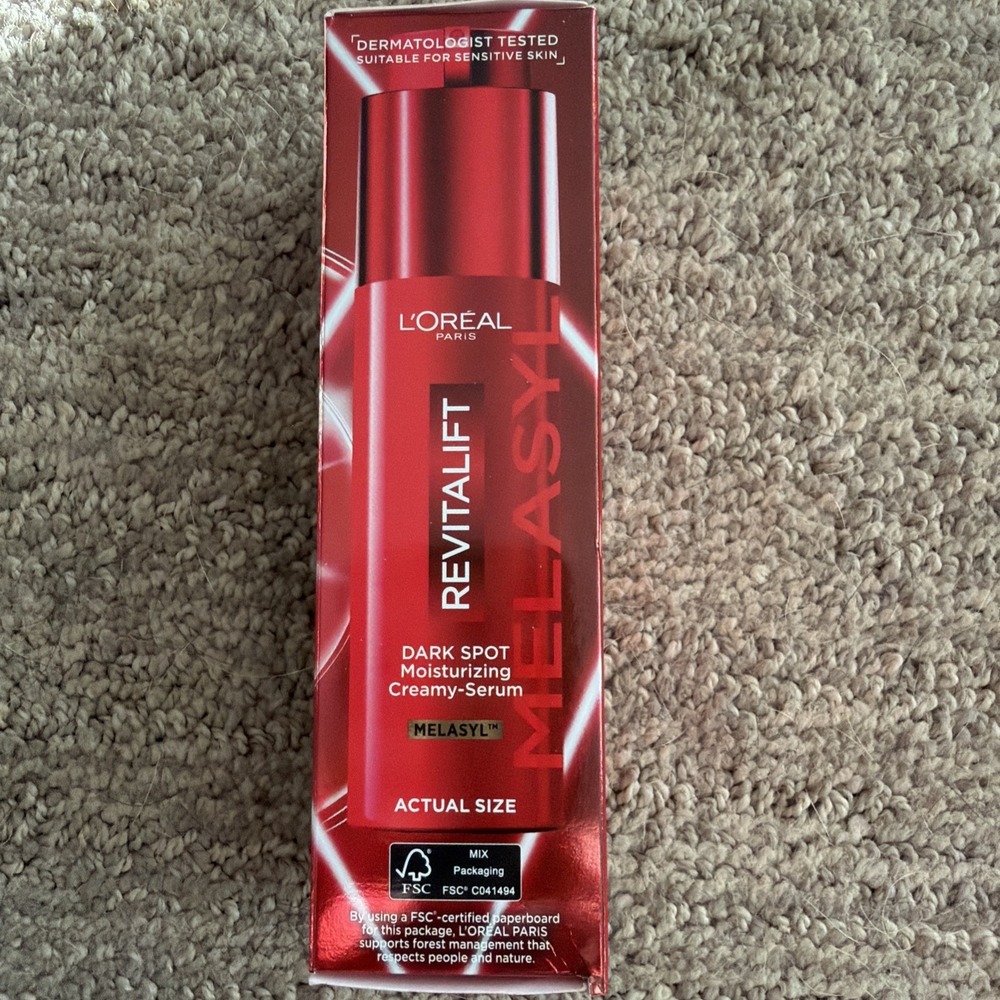L'Oréal Paris Revitalift Triple Power Dark Spot Serum  Melasyl + Vitamin C - Picture 2 of 6